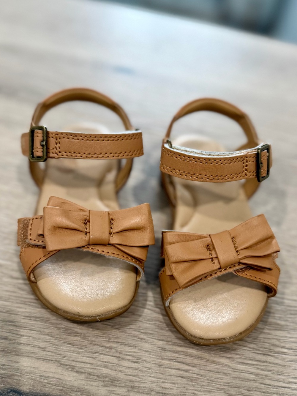 Stride Rite Girls' Tan Bow Sandals Toddler 6M